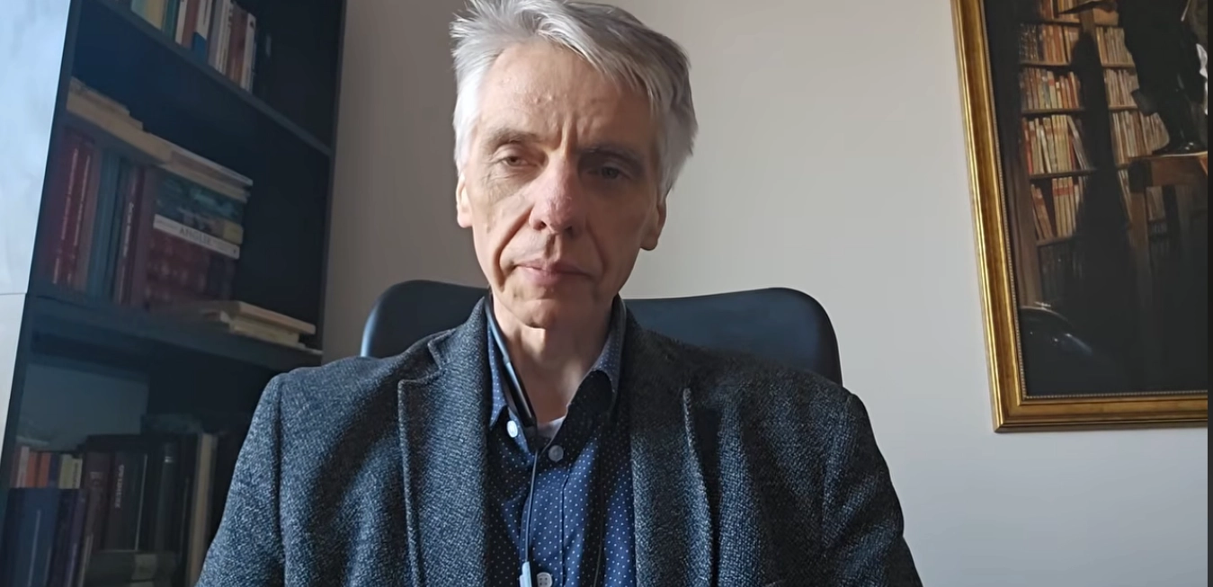 Jak działają współczesne mechanizmy lichwy, dlaczego banki i firmy windykacyjne zarabiają na Twoich potknięciach i jak skutecznie bronić swój majątek przed ich schematami.